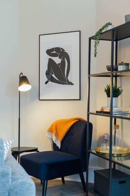 Stylish Stirling Apartment - Free Parking Exterior foto