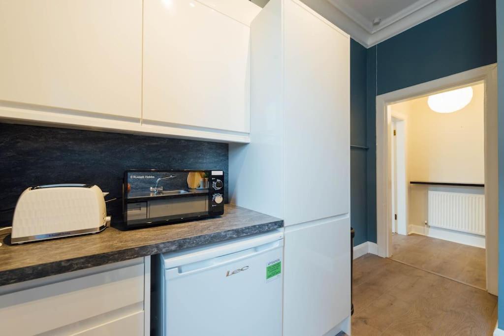 Stylish Stirling Apartment - Free Parking Exterior foto