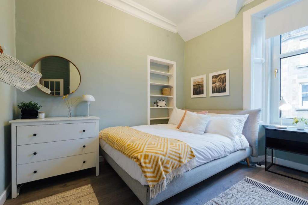 Stylish Stirling Apartment - Free Parking Exterior foto