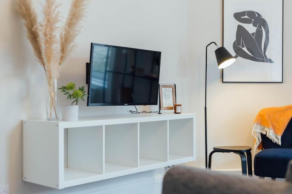 Stylish Stirling Apartment - Free Parking Exterior foto